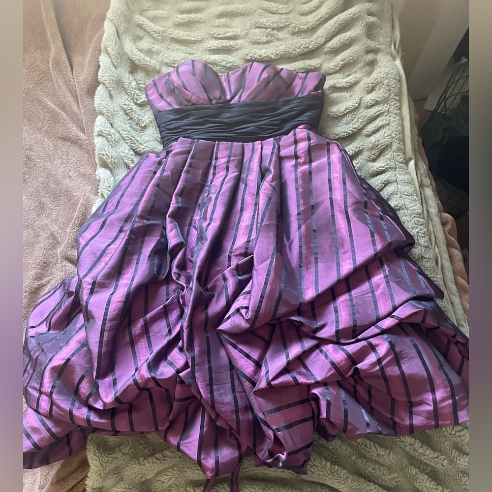 Short purple striped prom dress
